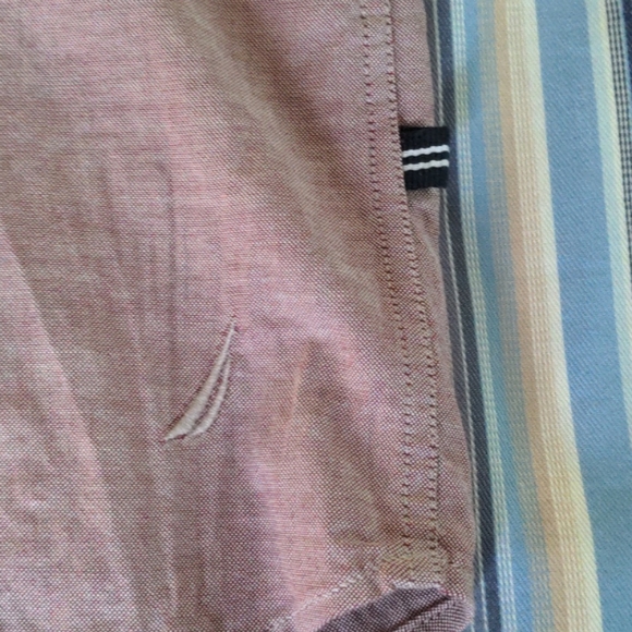 Nautica Classic Fit Shirt Size Large - Picture 6 of 7